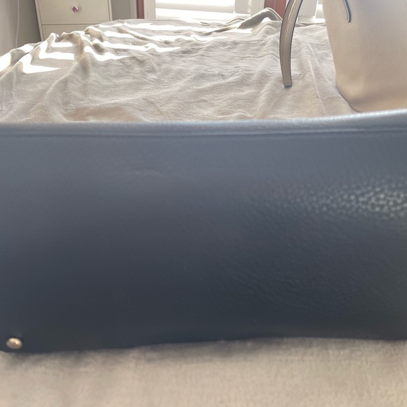 Kate spade cross body tote - Picture 4 of 7